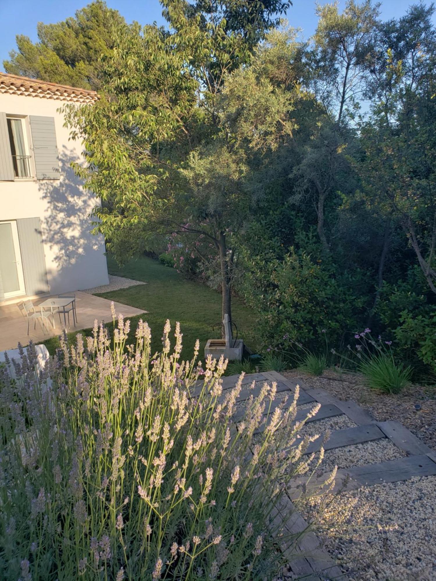 Bed and Breakfast La Bastide D'Alix Éguilles Exterior foto